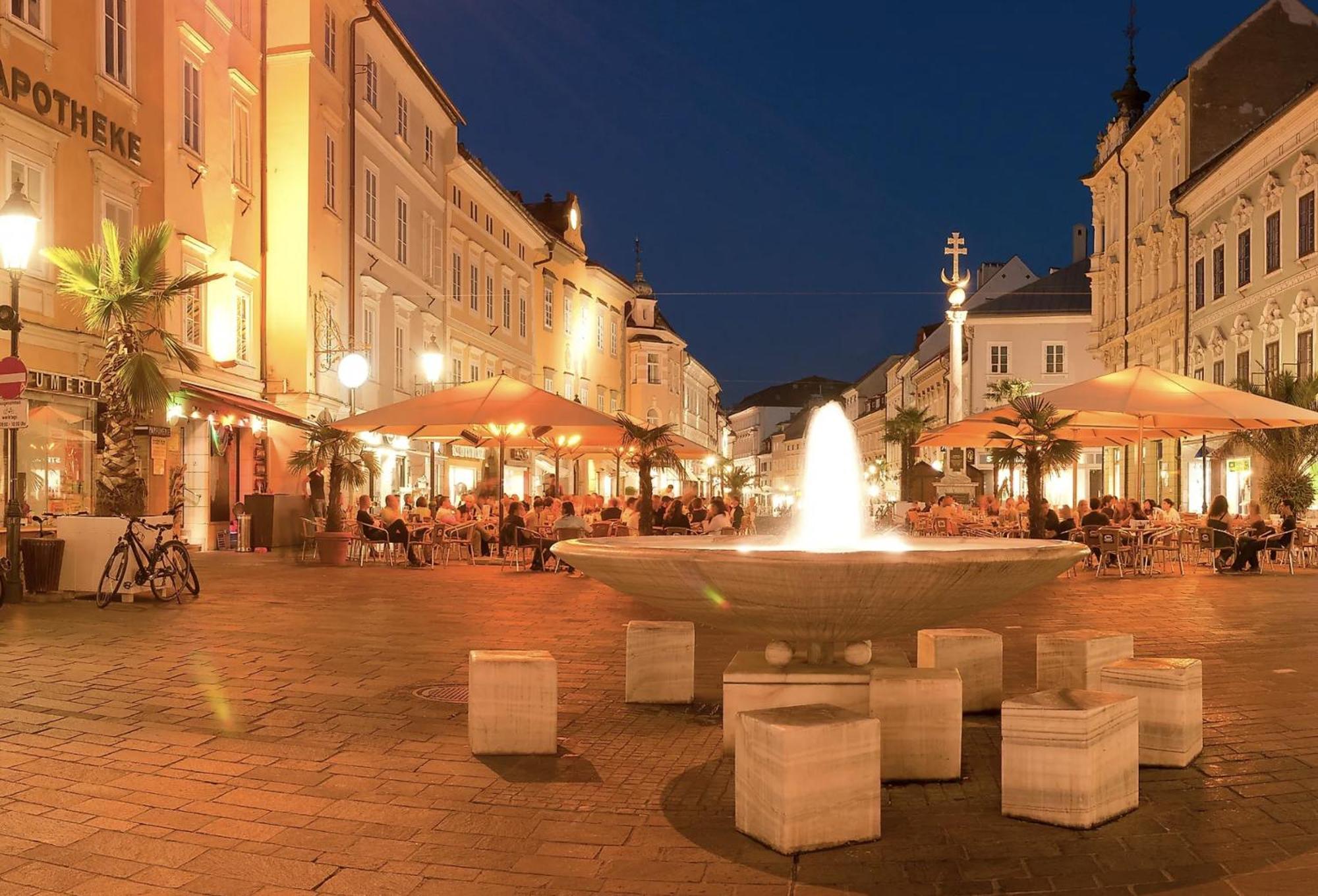 Cityhotel Am Domplatz Self-Checkin Klagenfurt am Woerthersee Exteriör bild